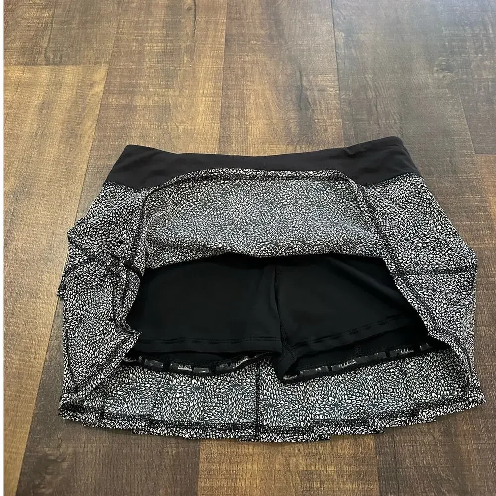Lululemon Pace Rival Skirt Black White Floral Running Tennis Skort Size 8